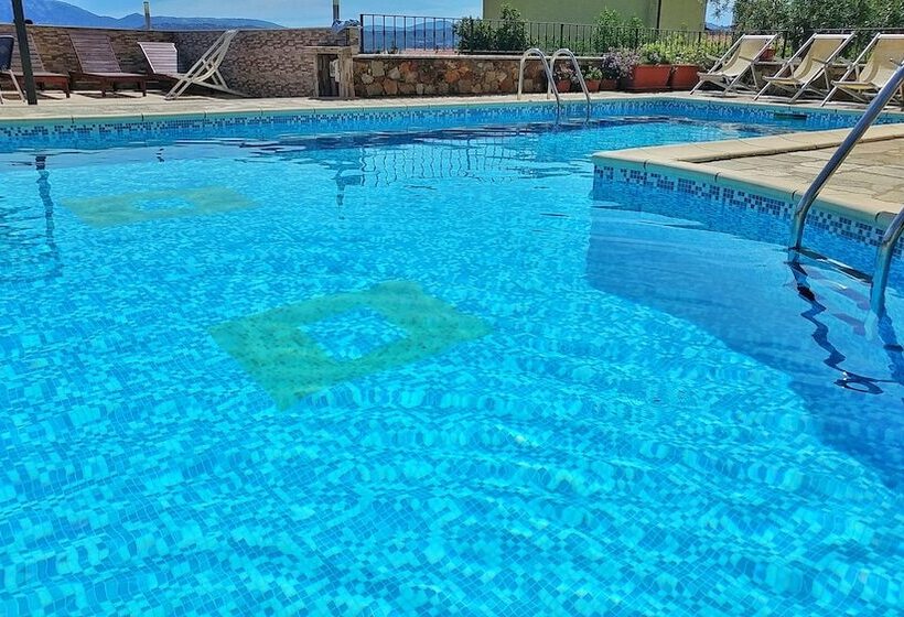 בית מלון כפרי Meridiana