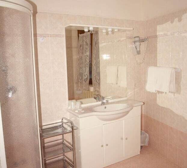 בית מלון כפרי Miralago