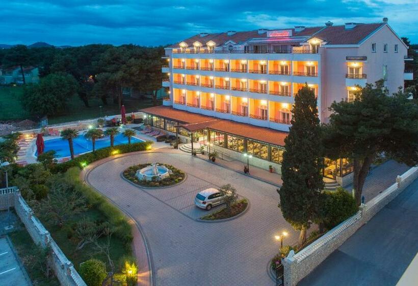 בית מלון כפרי Miramare