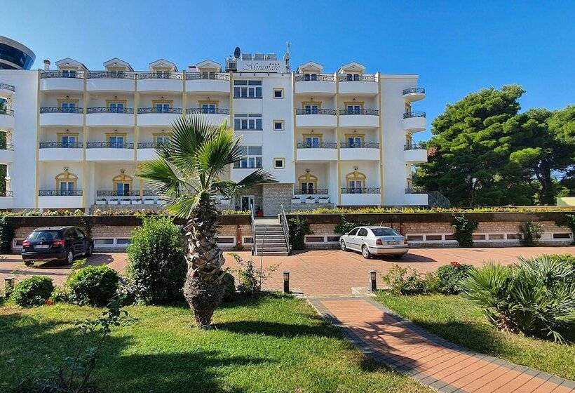 בית מלון כפרי Miramare