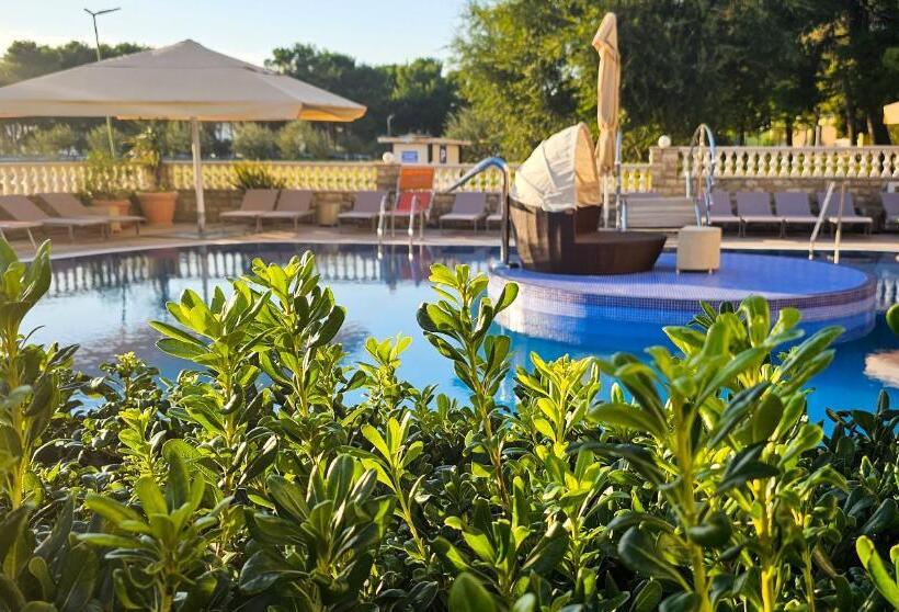 בית מלון כפרי Miramare