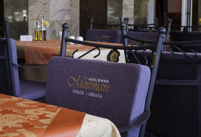 בית מלון כפרי Miramare