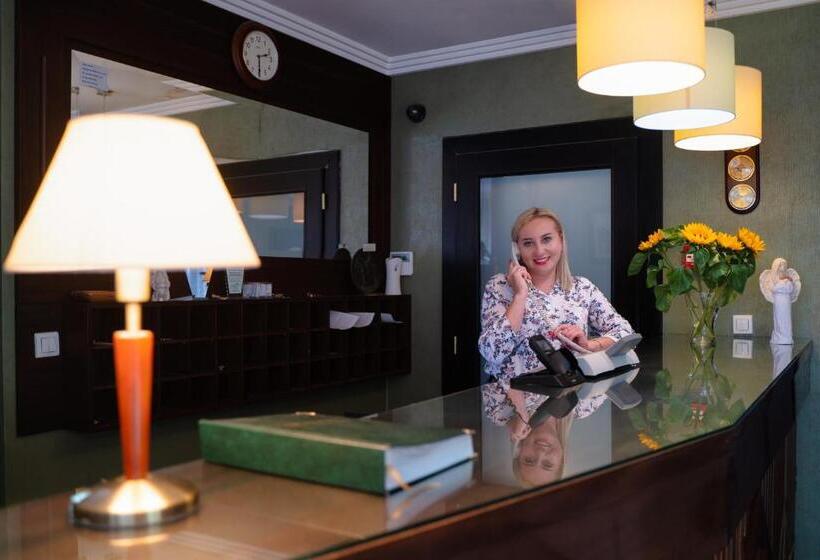 فندق Modrzewiówka