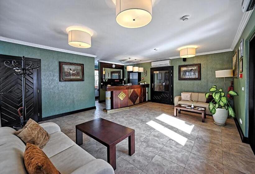 ホテル Modrzewiówka