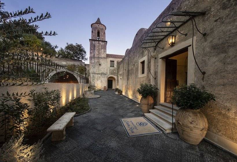 Monastero Santa Rosa Hotel & Spa