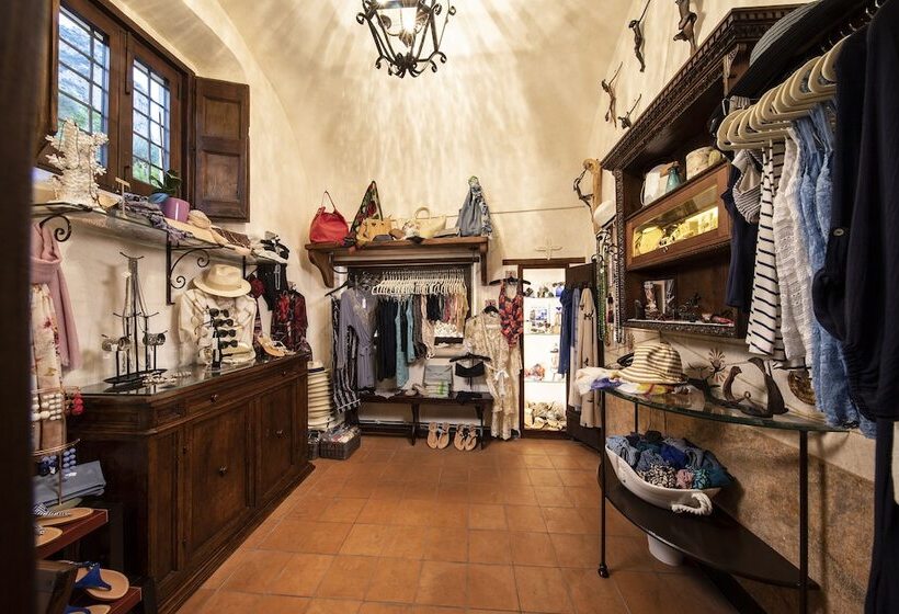 Monastero Santa Rosa Hotel & Spa