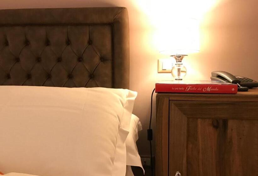 هتل Palazzo Dei Mercanti Dimora & Spa