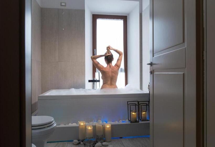 هتل Palazzo Dei Mercanti Dimora & Spa