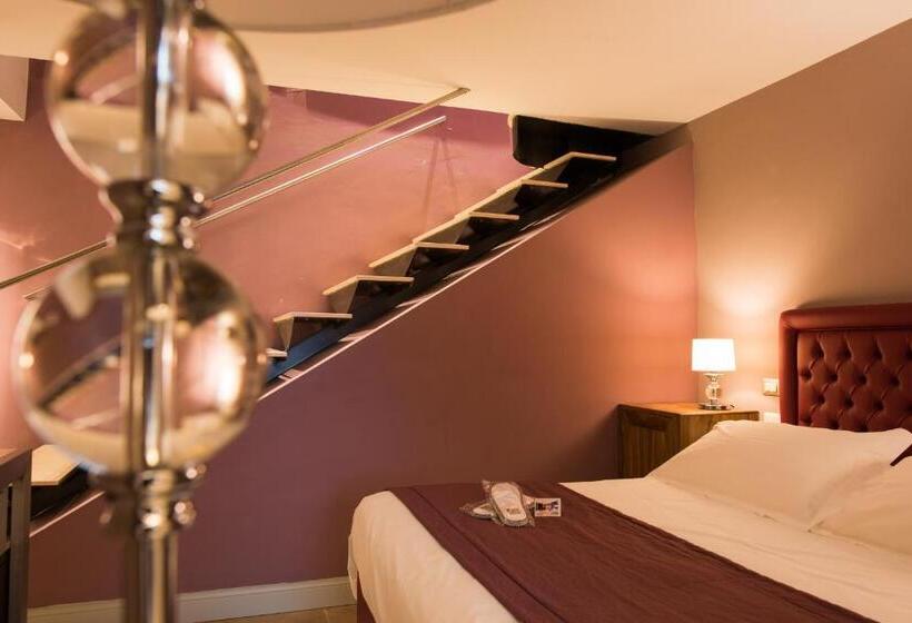 هتل Palazzo Dei Mercanti Dimora & Spa