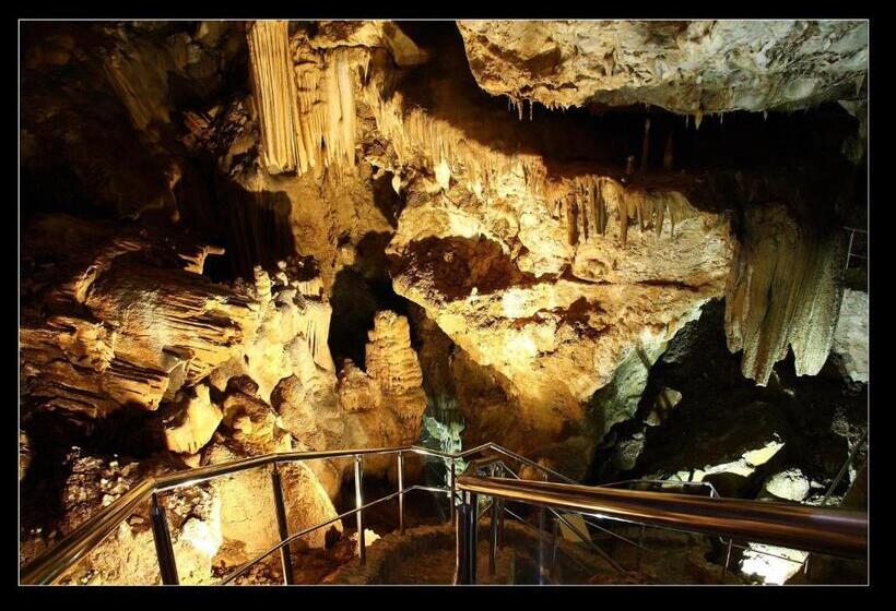 فندق Pansion Lovac