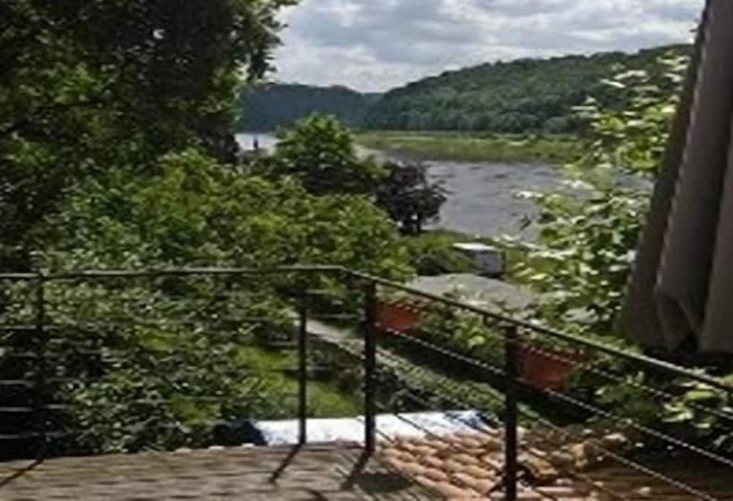 فندق Pension Villa Hennes