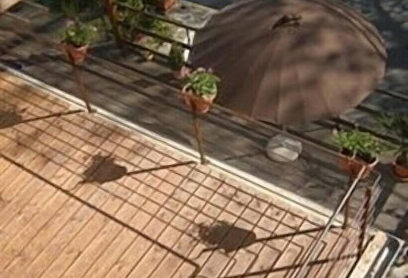 فندق Pension Villa Hennes