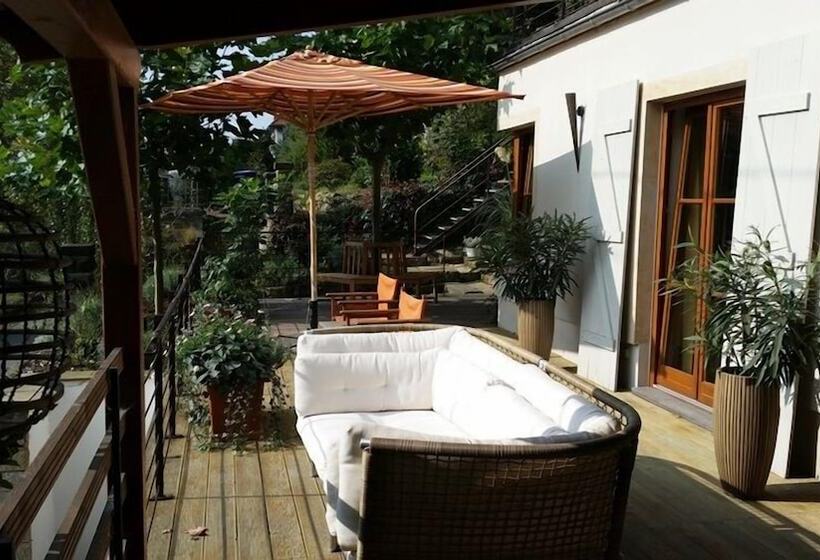 فندق Pension Villa Hennes