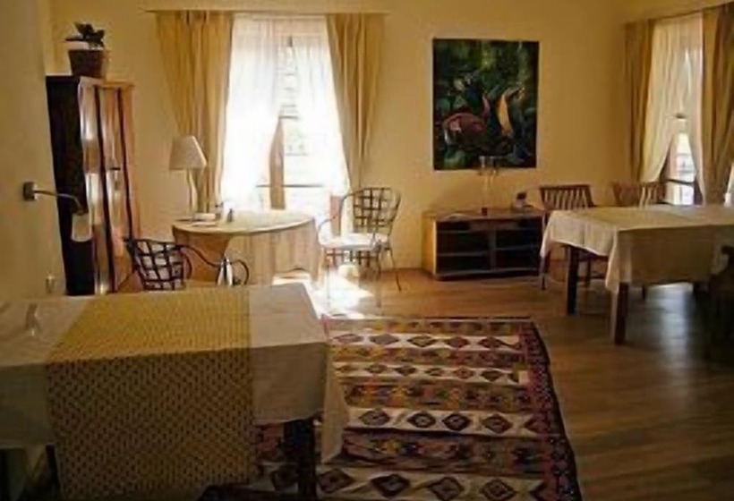 فندق Pension Villa Hennes