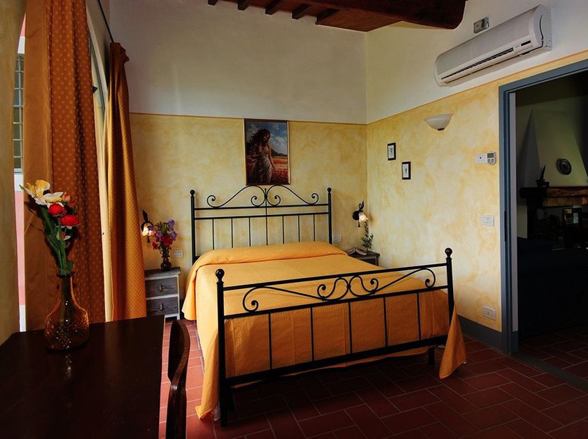 Отель Podere Campiglioni