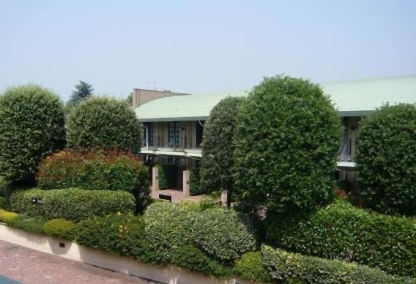 B&b Hotels Hotel Prestige Ornago