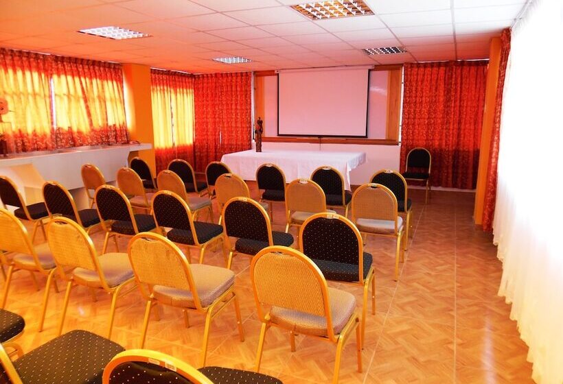 Отель Puno Terra