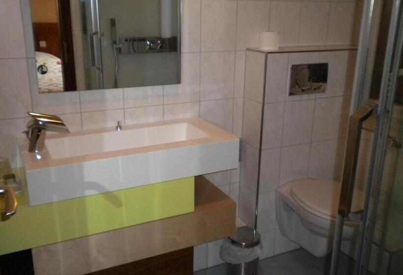 Отель Restaurant A L Ange