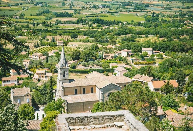 ホテル Hôtel Restaurant Le César