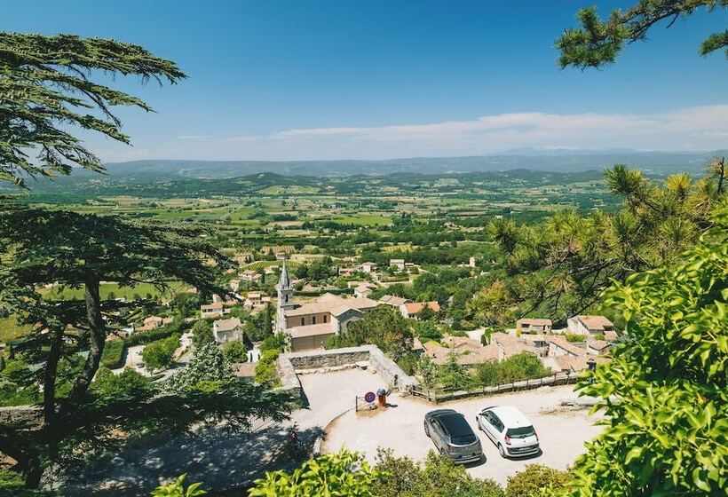 ホテル Hôtel Restaurant Le César