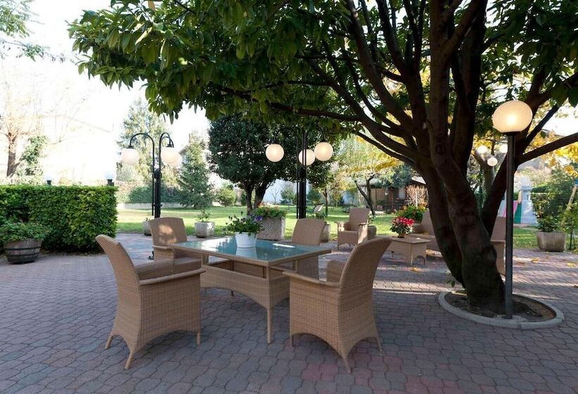 ホテル Ristorante Ai Campi Di Marcello