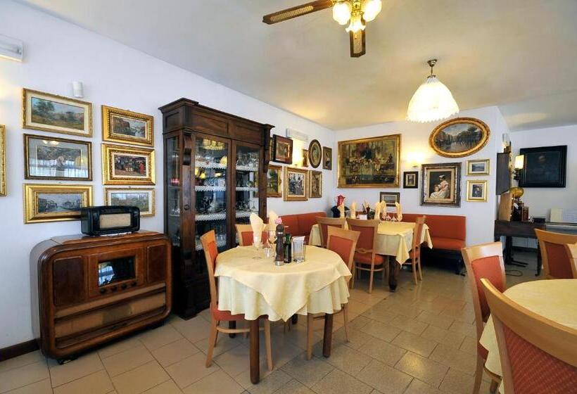 ホテル Ristorante Ai Campi Di Marcello