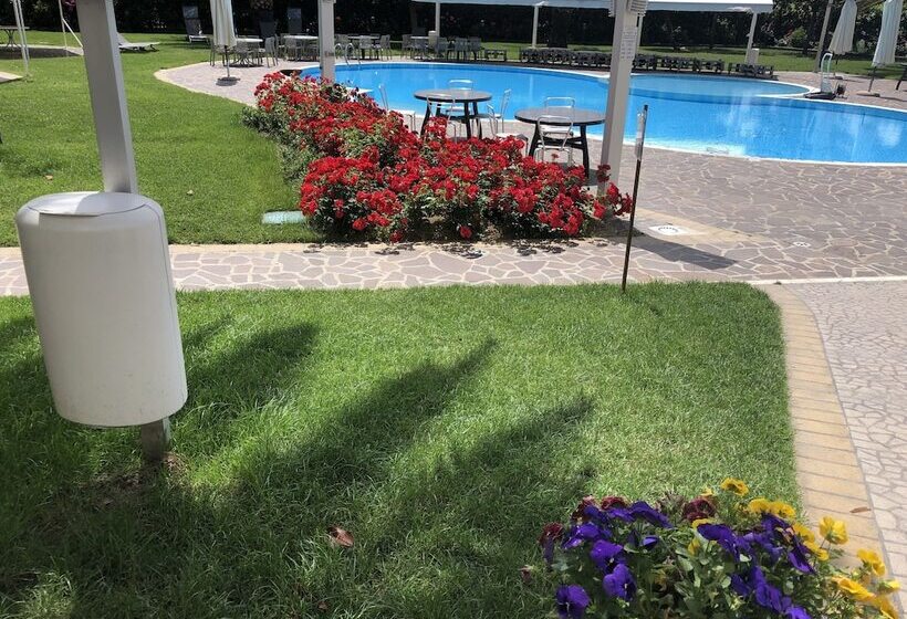 فندق Ristorante Dragonara