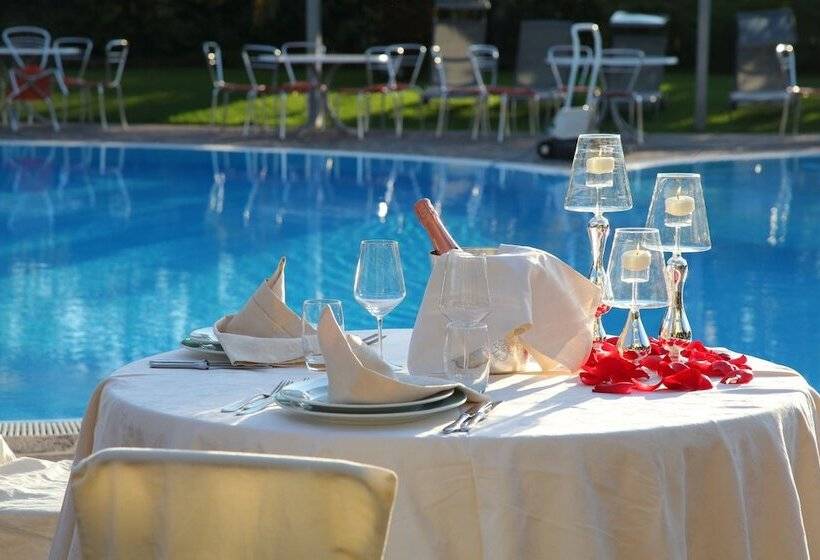 فندق Ristorante Dragonara