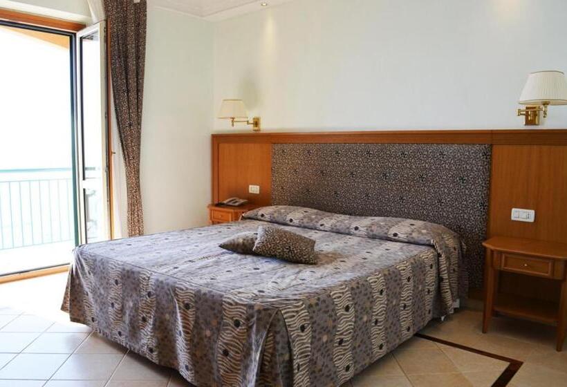 فندق Ristorante La Lampara