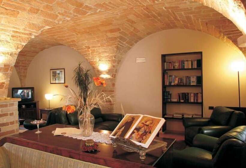 فندق San Claudio