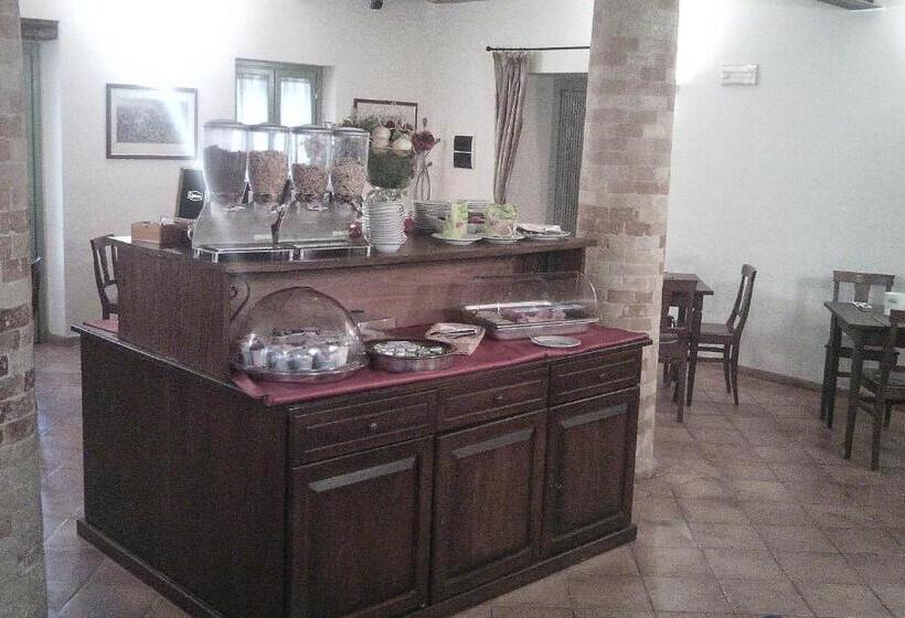 فندق San Claudio