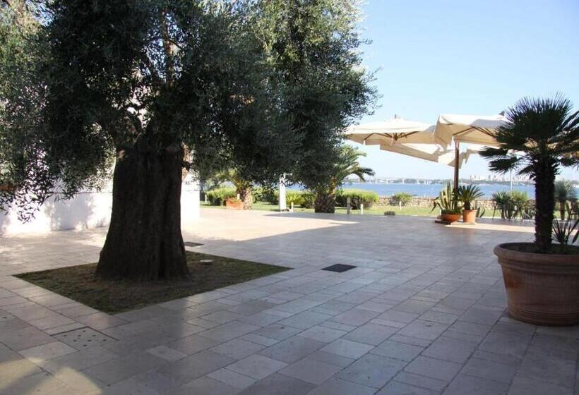 בית מלון כפרי Saraceno Al Faro