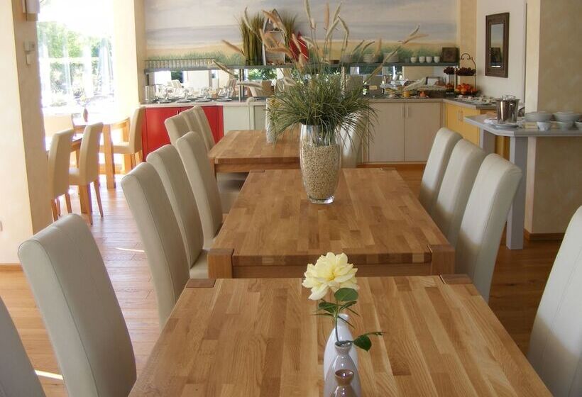 Отель Seehof Leipzig