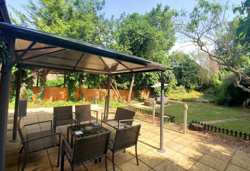 ホテル Sleeplicity London Heathrow