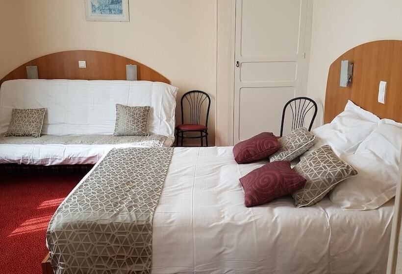 ホテル Logis   Hôtel Et Restaurant Le Sof