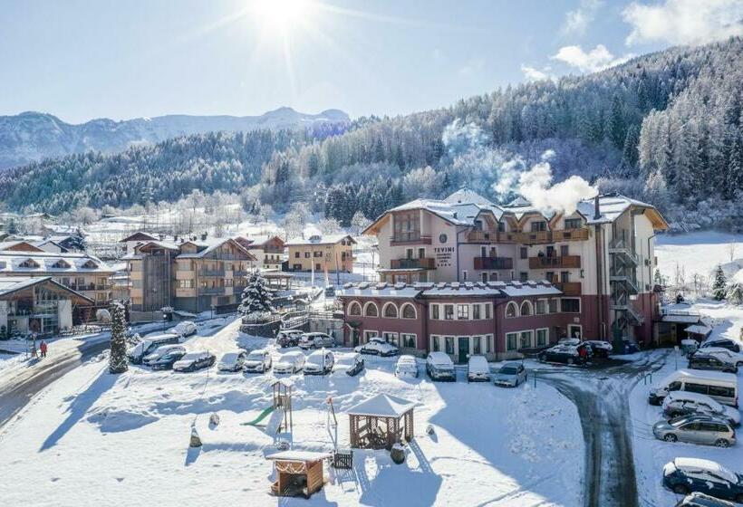 בית מלון כפרי Tevini Dolomites Charming