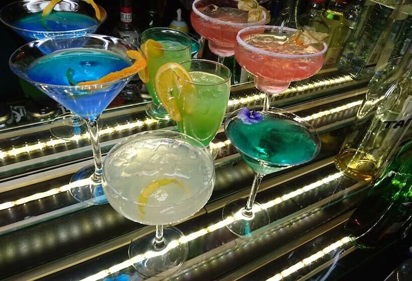 فندق The Crescent