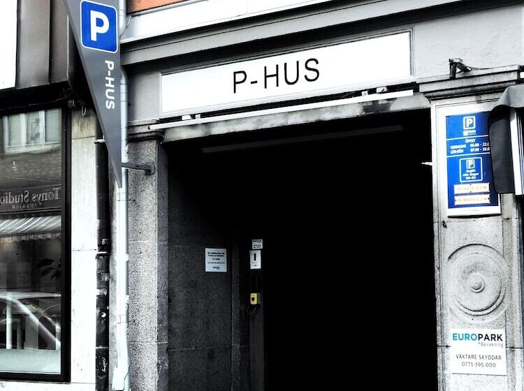 The Lamp Hotel & Spa