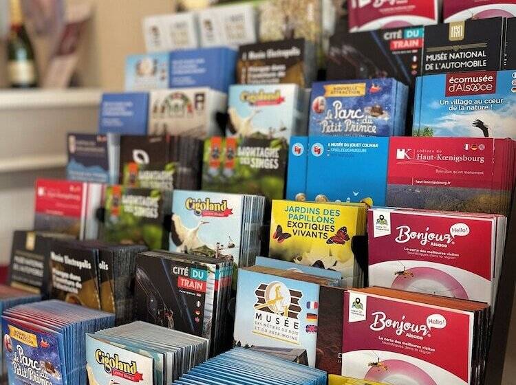 Отель The Originals Access, Hôtel Arum, Remiremont