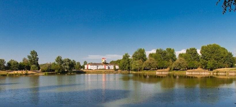 فندق The Originals Access, Hôtel Bordeaux Lac