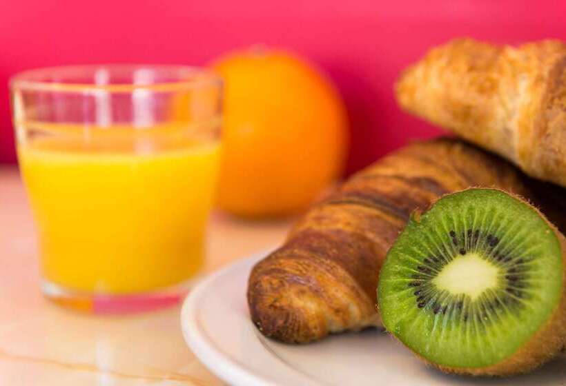 호텔 The Originals Access, Hôtel Figeac