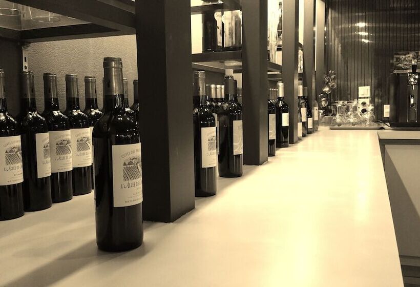 호텔 The Originals Access, Hôtel Figeac