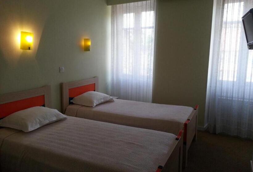 호텔 The Originals Access, Hôtel Figeac