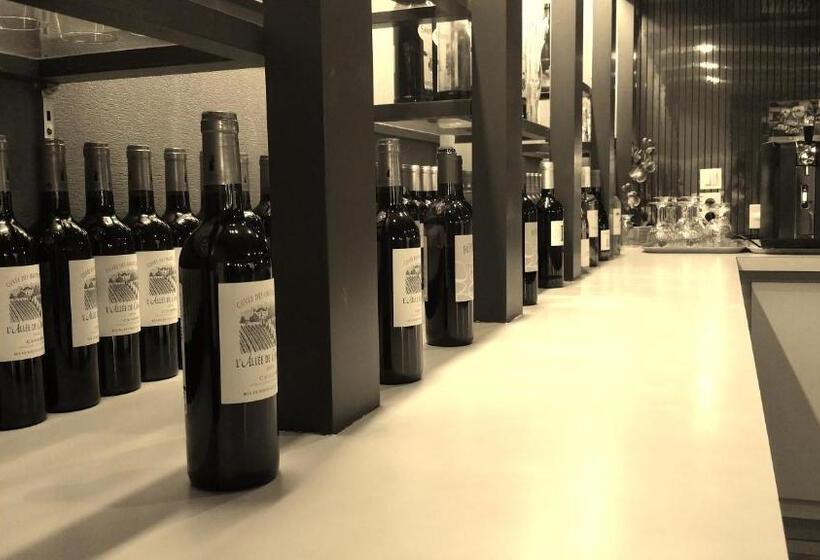 호텔 The Originals Access, Hôtel Figeac