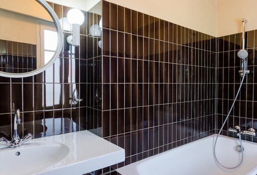 호텔 The Originals Access, Hôtel Figeac