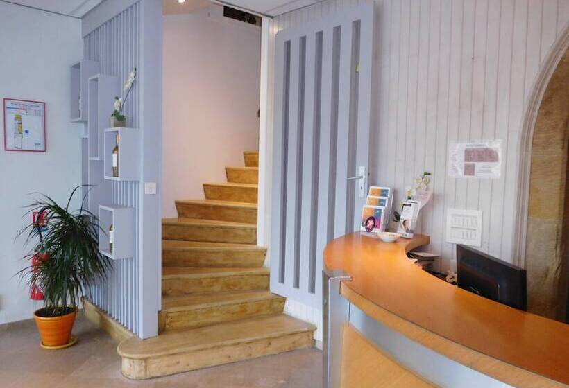 호텔 The Originals Access, Hôtel Figeac