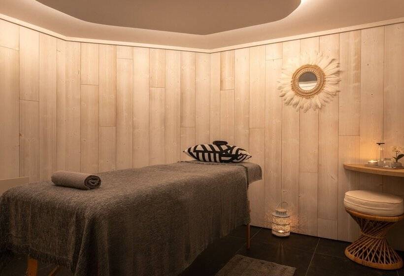 酒店 The Originals Boutique La Villa Ouest & Spa