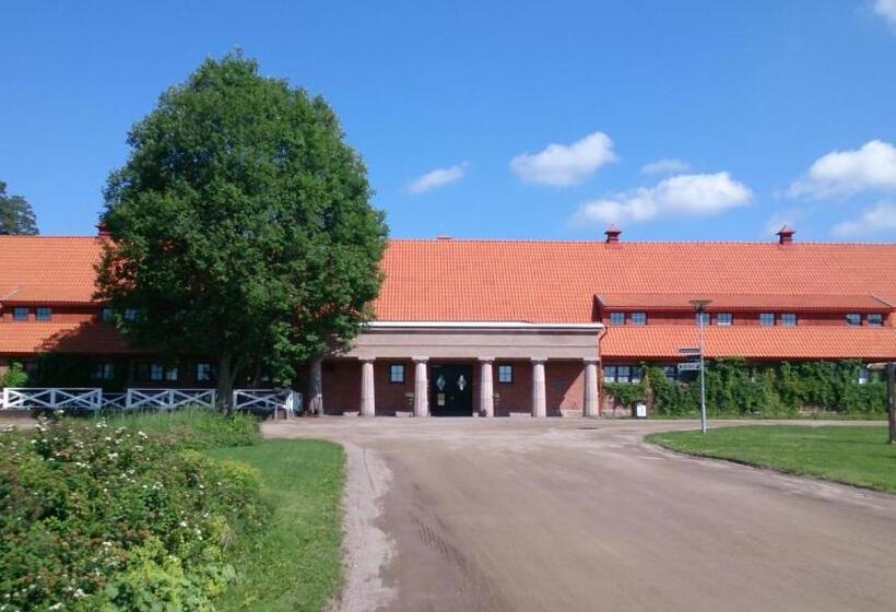 فندق Vanajanlinna