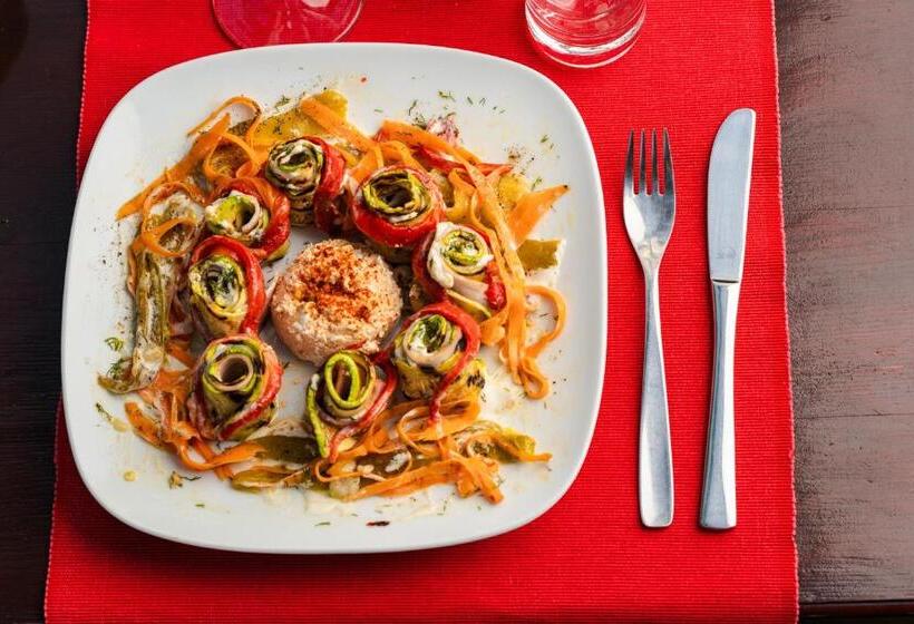 Отель Villa Ofir