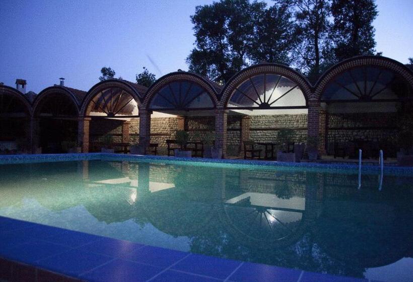 Отель Villa Ofir